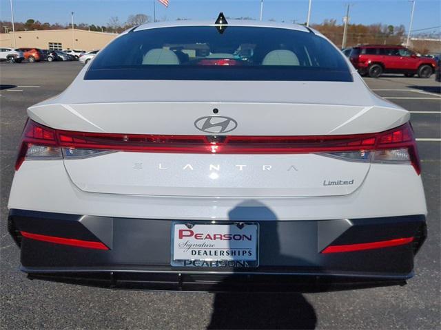 new 2025 Hyundai Elantra car, priced at $28,670