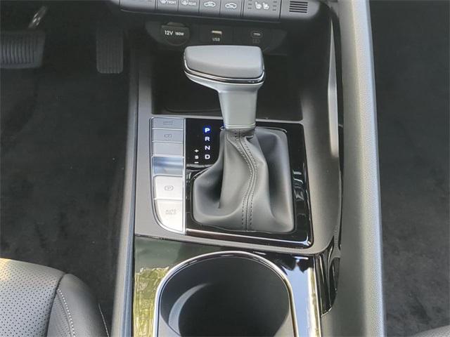 new 2025 Hyundai Elantra car, priced at $29,315