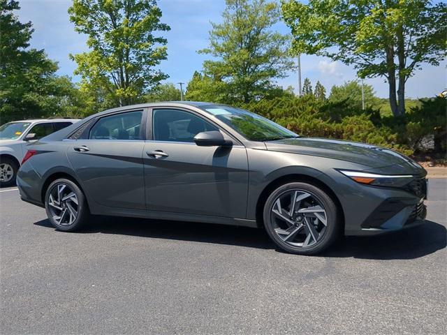 new 2025 Hyundai Elantra car, priced at $29,315