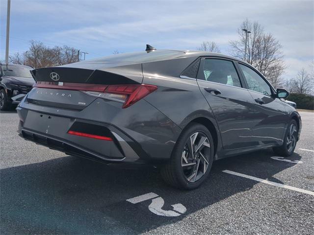 new 2025 Hyundai Elantra car, priced at $30,455