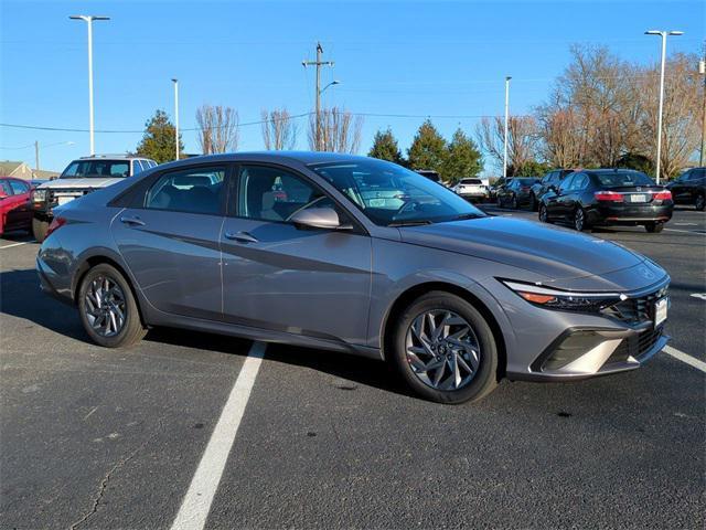 new 2025 Hyundai Elantra car, priced at $26,245