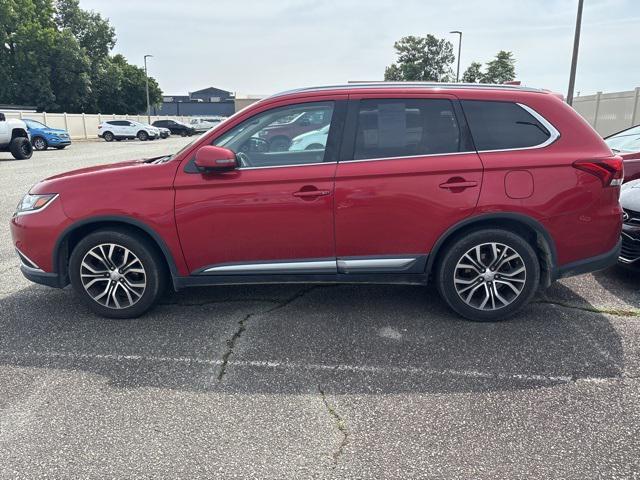 used 2017 Mitsubishi Outlander car, priced at $9,000