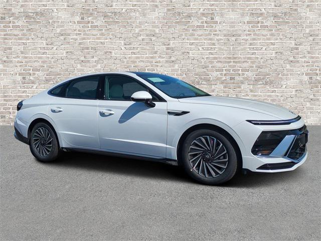 new 2026 Hyundai Sonata Hybrid car, priced at $34,140