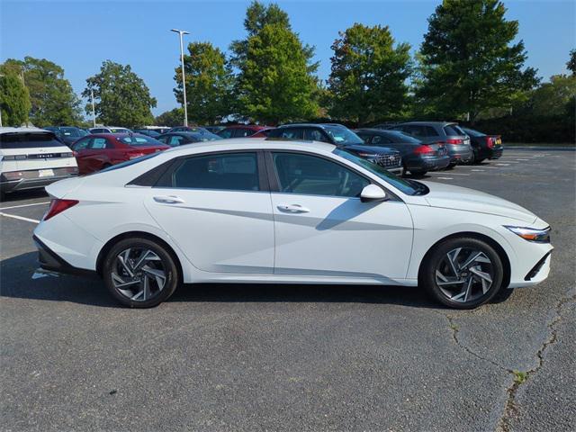 new 2024 Hyundai Elantra car, priced at $25,440