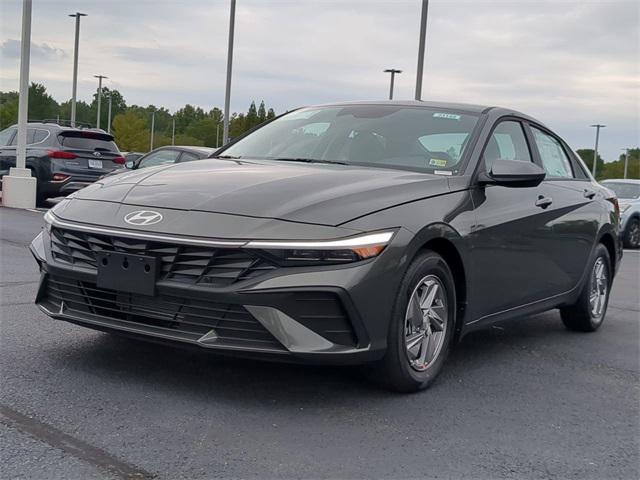 new 2025 Hyundai Elantra car, priced at $22,235