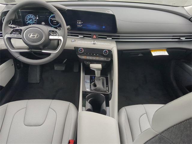 new 2025 Hyundai Elantra car, priced at $30,370