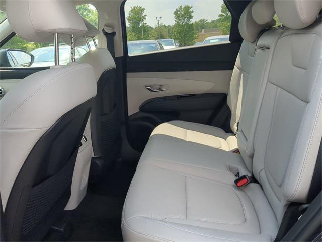 new 2025 Hyundai TUCSON Hybrid car, priced at $41,855