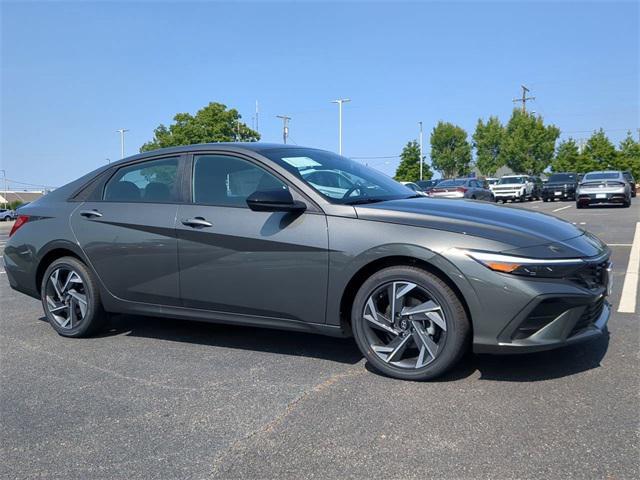 new 2025 Hyundai ELANTRA HEV car, priced at $26,720