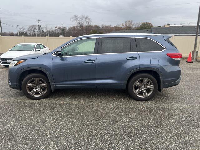 used 2017 Toyota Highlander car, priced at $21,500