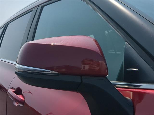 used 2023 Toyota Highlander Hybrid car, priced at $40,000