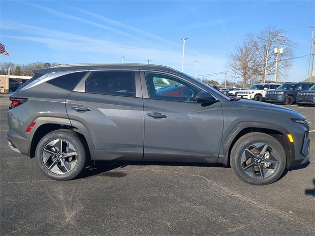 new 2025 Hyundai Tucson car, priced at $33,975