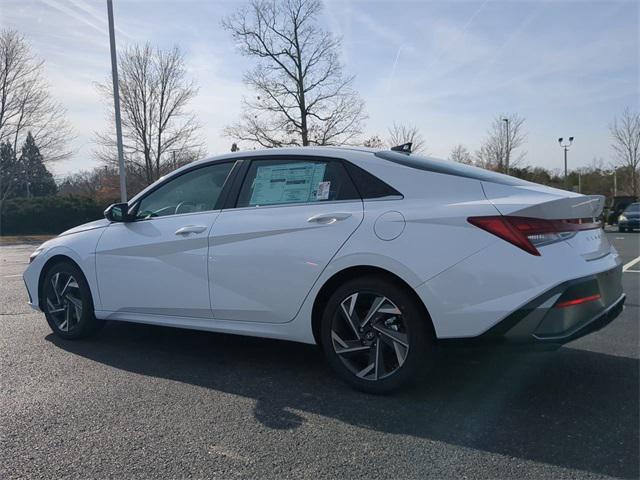 new 2025 Hyundai ELANTRA HEV car, priced at $29,655