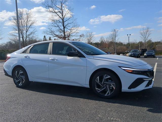 new 2025 Hyundai Elantra car, priced at $28,605