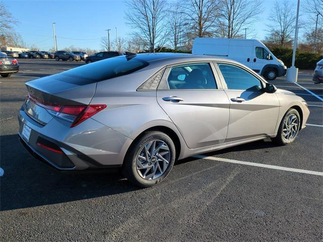 new 2024 Hyundai Elantra car, priced at $25,035