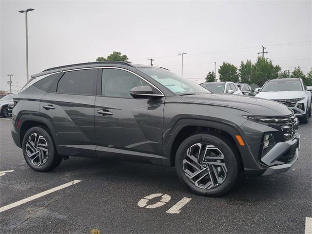 new 2025 Hyundai TUCSON Hybrid car, priced at $42,255