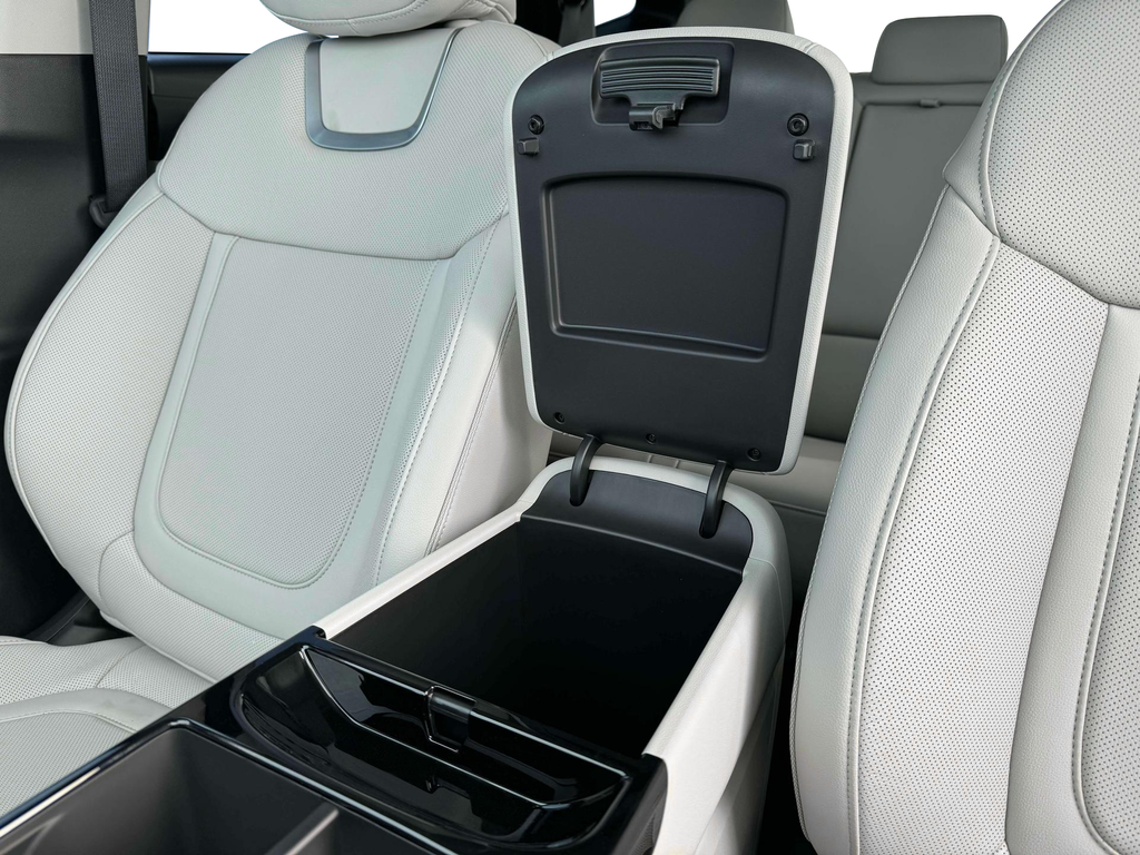 new 2025 Hyundai Tucson car, priced at $40,245