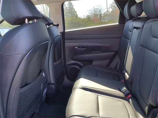 new 2025 Hyundai TUCSON Hybrid car, priced at $35,245