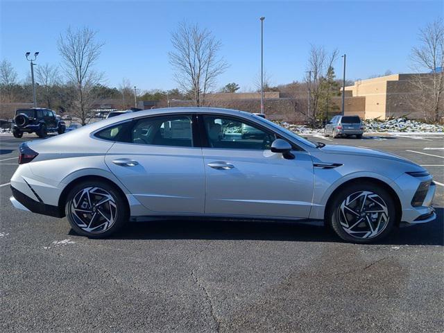 new 2025 Hyundai Sonata car, priced at $31,935