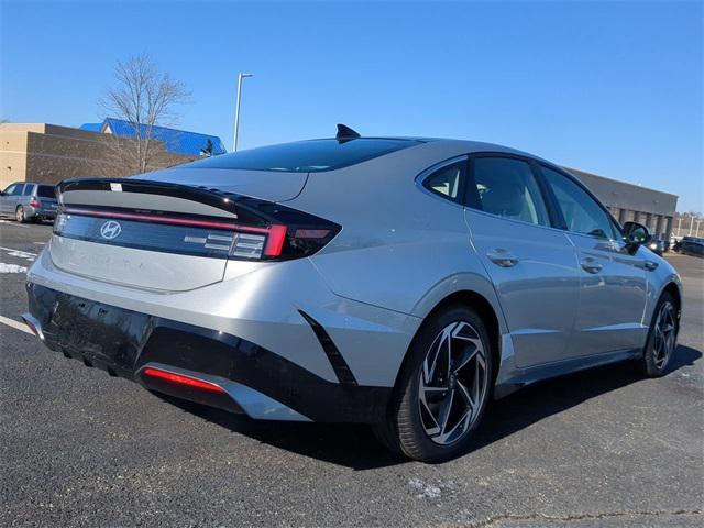 new 2025 Hyundai Sonata car, priced at $31,935