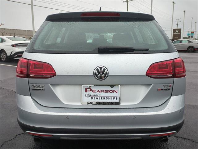 used 2017 Volkswagen Golf Alltrack car, priced at $11,000
