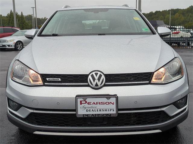 used 2017 Volkswagen Golf Alltrack car, priced at $11,000