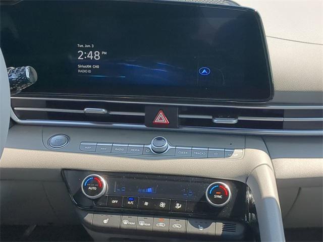 new 2025 Hyundai Elantra car, priced at $25,935