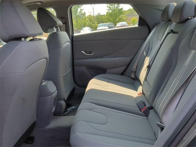 new 2025 Hyundai Elantra car, priced at $25,935