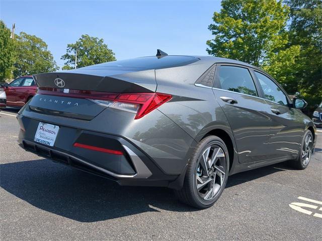 new 2025 Hyundai Elantra car, priced at $25,935