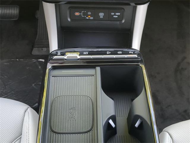 new 2025 Hyundai TUCSON Hybrid car, priced at $42,570