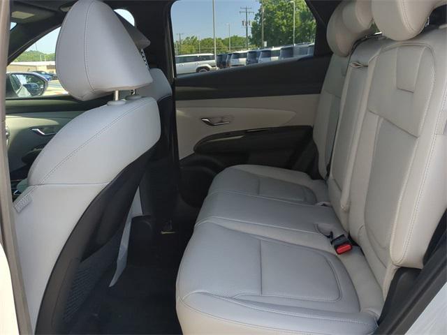 new 2025 Hyundai TUCSON Hybrid car, priced at $42,570