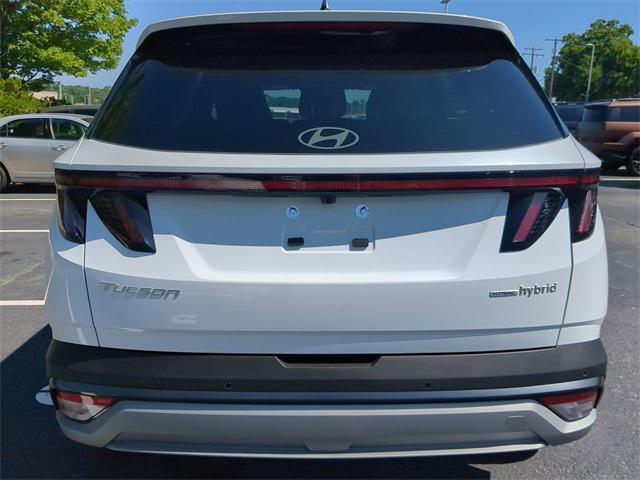 new 2025 Hyundai TUCSON Hybrid car, priced at $42,570