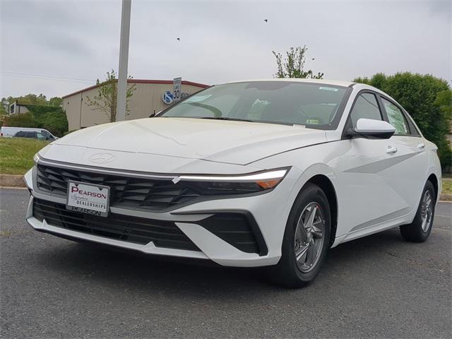 new 2025 Hyundai Elantra car, priced at $22,815