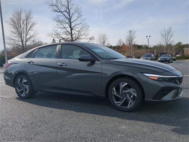 new 2025 Hyundai ELANTRA HEV car, priced at $29,155