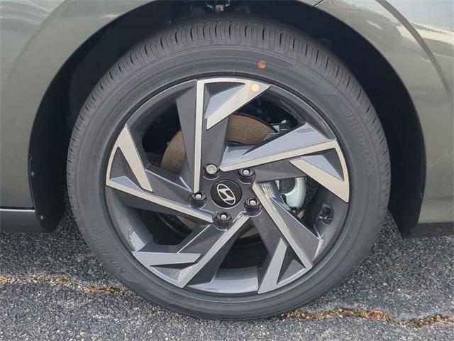 new 2025 Hyundai ELANTRA HEV car, priced at $29,155