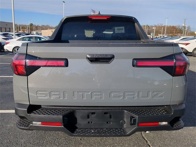 new 2025 Hyundai Santa Cruz car, priced at $30,470