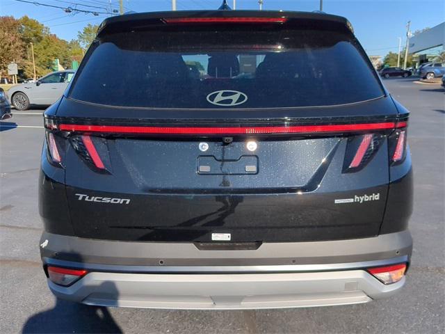 new 2025 Hyundai TUCSON Hybrid car, priced at $40,925
