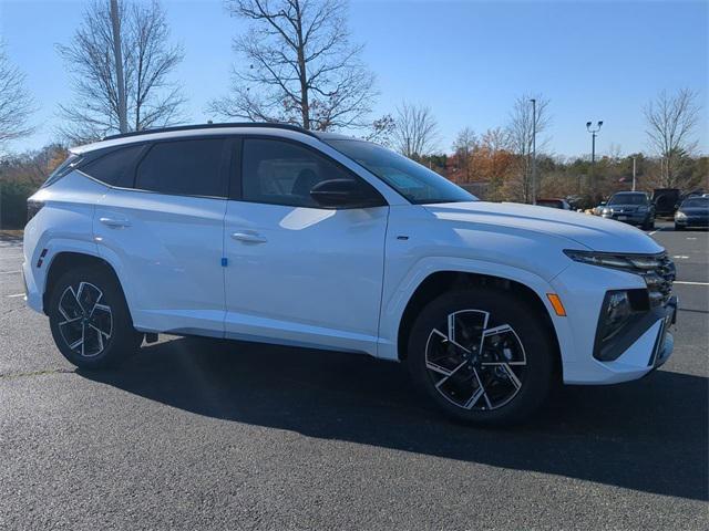 new 2025 Hyundai Tucson Hybrid car, priced at $40,535