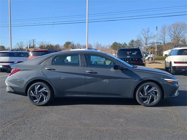 new 2025 Hyundai Elantra car, priced at $23,905