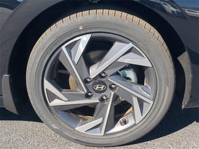 new 2025 Hyundai ELANTRA HEV car, priced at $29,155