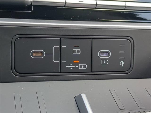 new 2025 Hyundai Santa Fe car, priced at $37,719