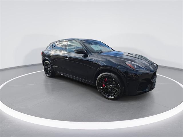 new 2025 Maserati Grecale car, priced at $86,000