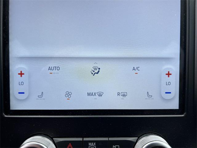 used 2024 Ford Edge car, priced at $26,687