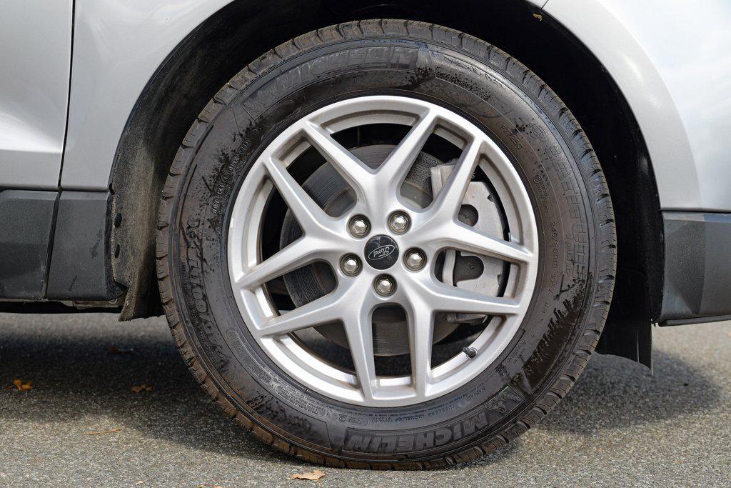 used 2024 Ford Edge car, priced at $26,047