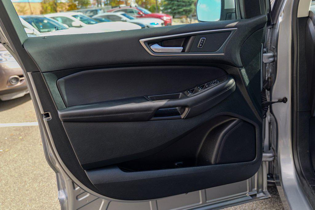 used 2024 Ford Edge car, priced at $26,047