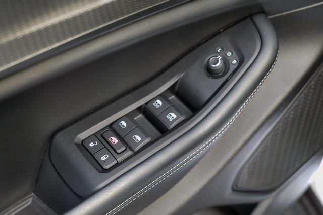 used 2024 Jeep Grand Cherokee L car, priced at $33,659