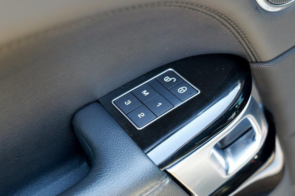 used 2016 Land Rover Range Rover car, priced at $24,196