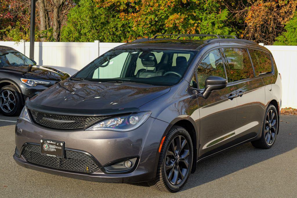 used 2018 Chrysler Pacifica car, priced at $17,745
