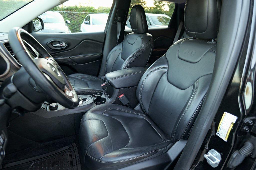used 2017 Jeep Cherokee car, priced at $11,214