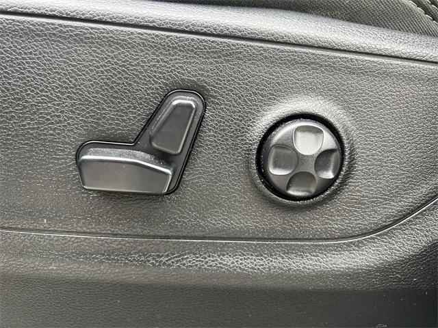 used 2021 Ram 1500 car, priced at $27,756