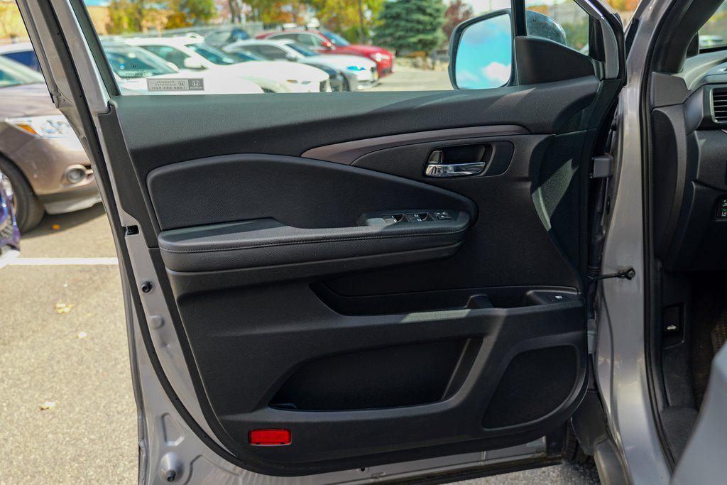 used 2021 Honda Passport car, priced at $21,898